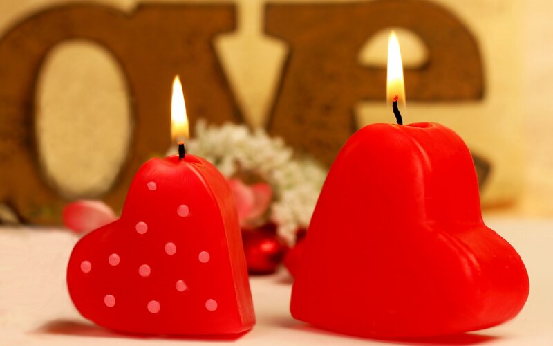 Heart-shaped Candles — Red