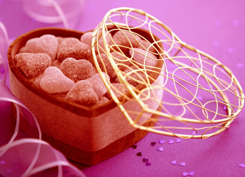 Heart-shaped Candy Box — Purple, Romantic