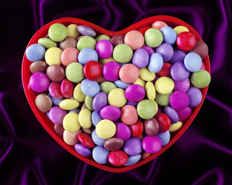 Heart-shaped Candy Container — Red