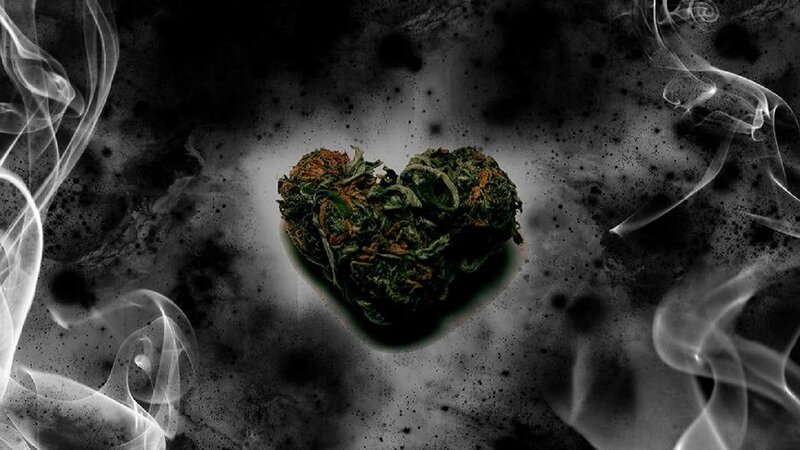 Heart-shaped Cannabis Bud — Black