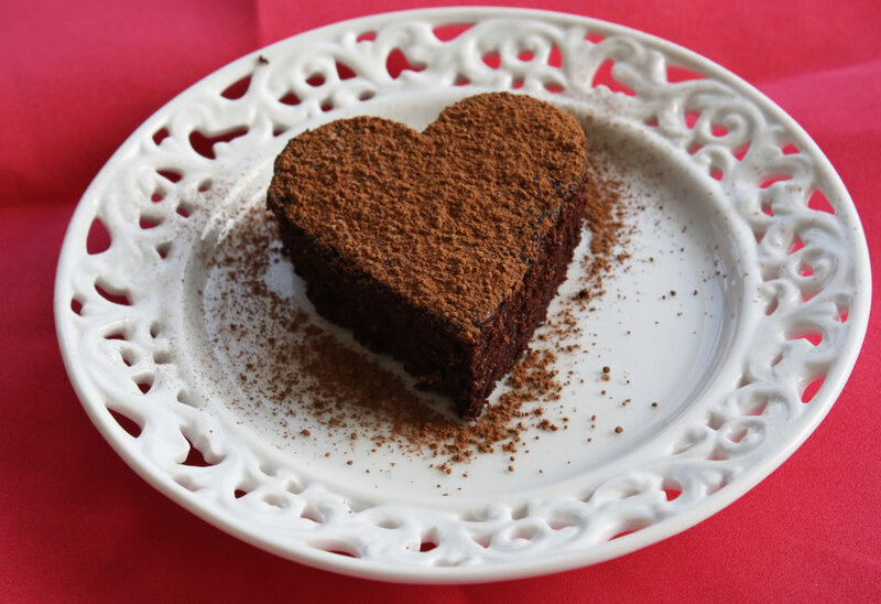 Heart-shaped Chocolate Cake — White