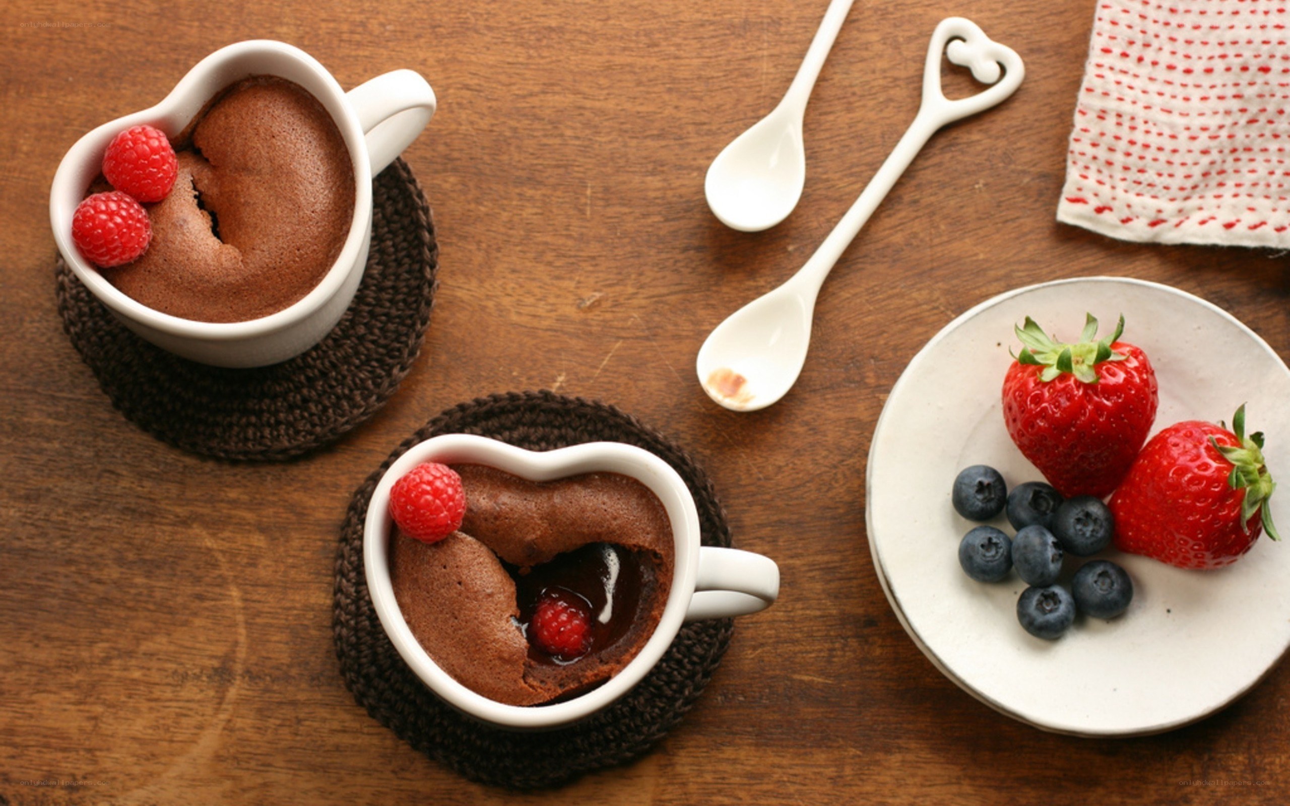 heart-shaped chocolate cakes