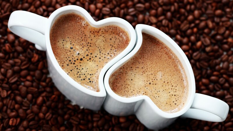 Heart-shaped Coffee Cups — Brown, Calm