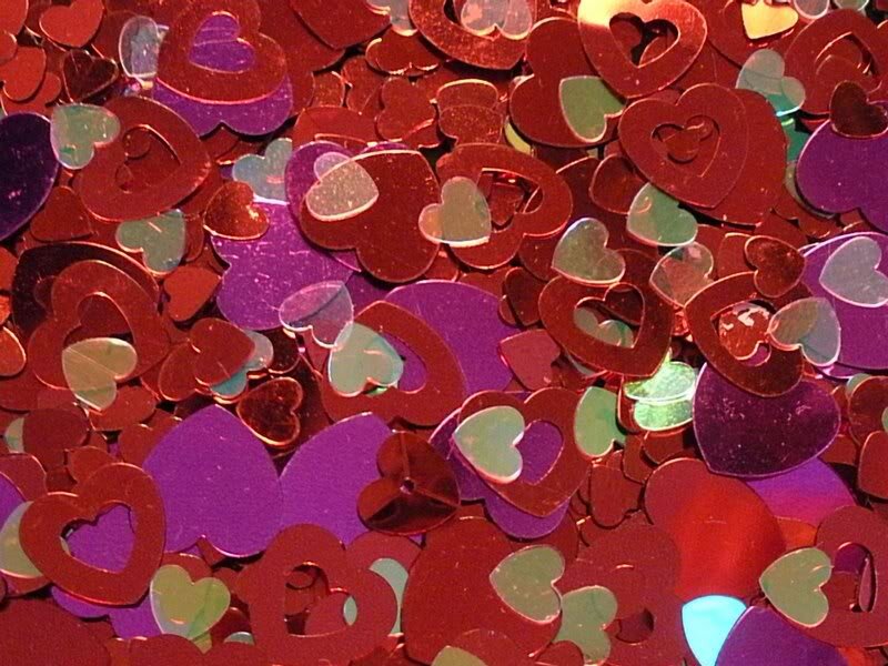 Heart-shaped Confetti — Red