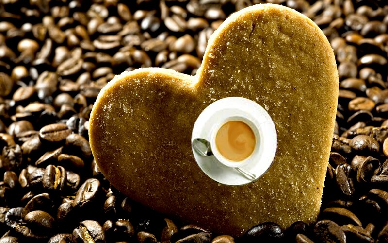 Heart-shaped Cookie — Brown, Calm