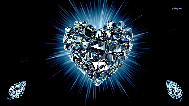 Heart-shaped Diamond — Black, Dramatic