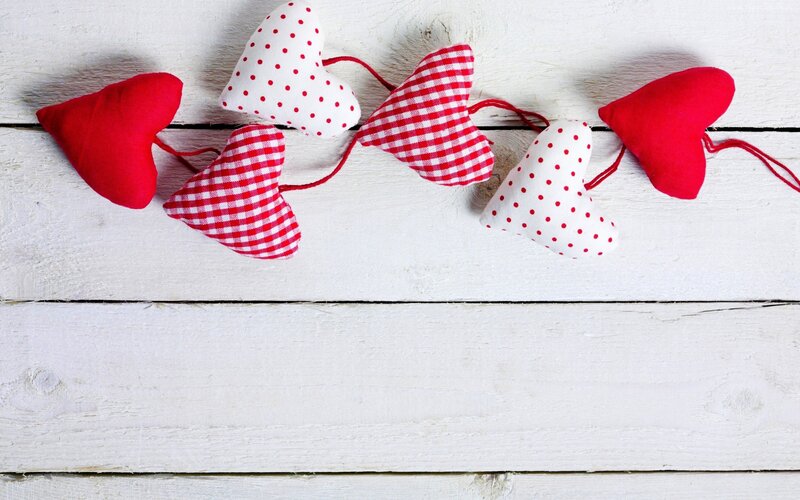 Heart-shaped Fabric Ornaments — Red, Festive