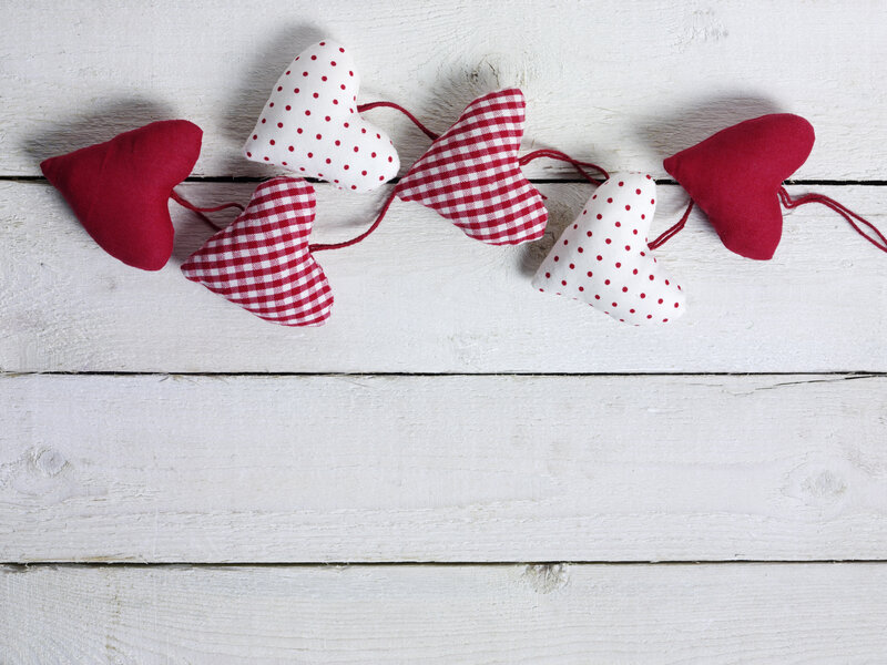 Heart-shaped Fabric Ornaments — Red
