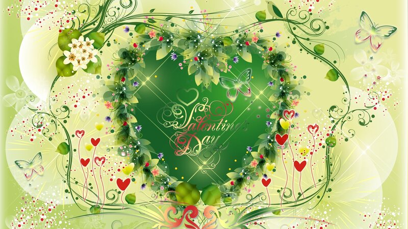 Heart-shaped Floral Wreath — Green