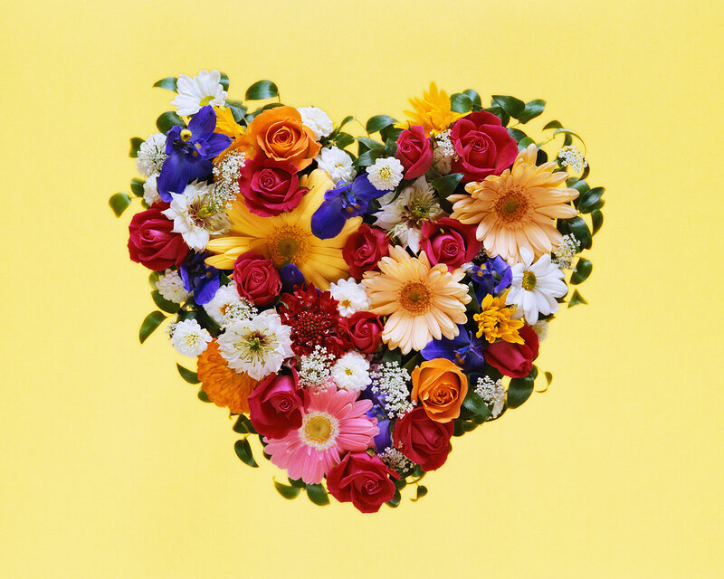 Heart-shaped Flower Arrangement — Yellow, Cheerful