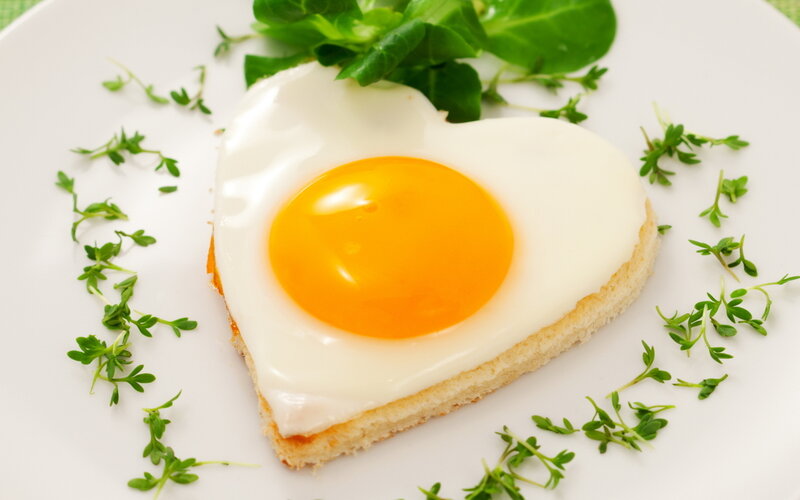 Heart-shaped Fried Egg — White