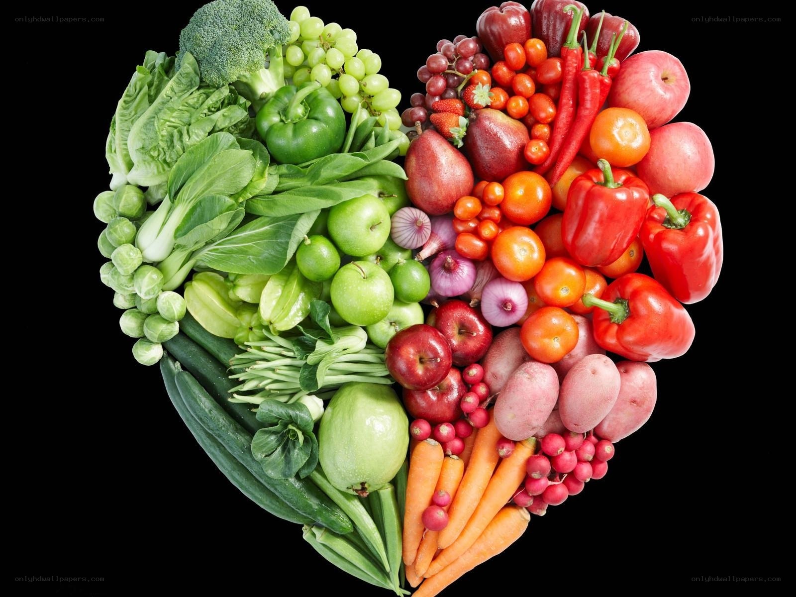 heart-shaped fruit and vegetable arrangement