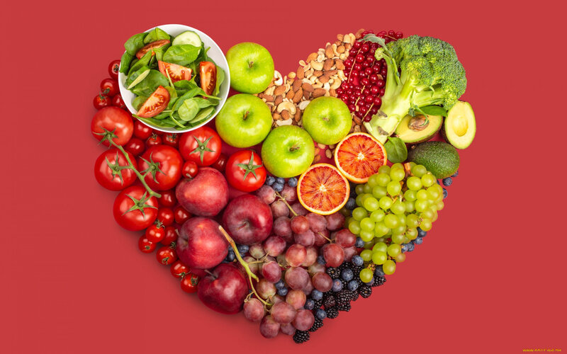 Heart-shaped Fruit Arrangement — Red, Healthy