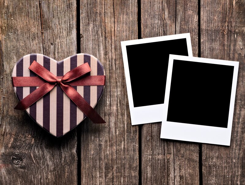 Heart-shaped Gift Box — Brown, Sentimental