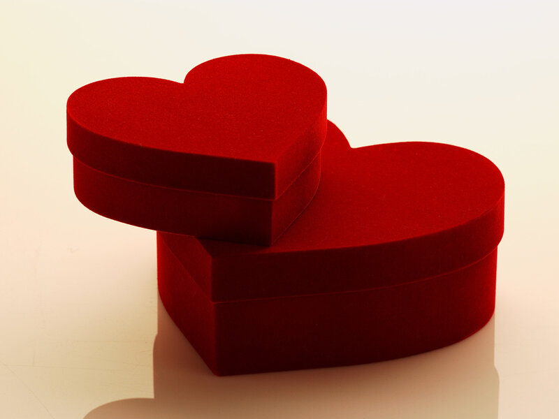 Heart-shaped Gift Boxes — Red