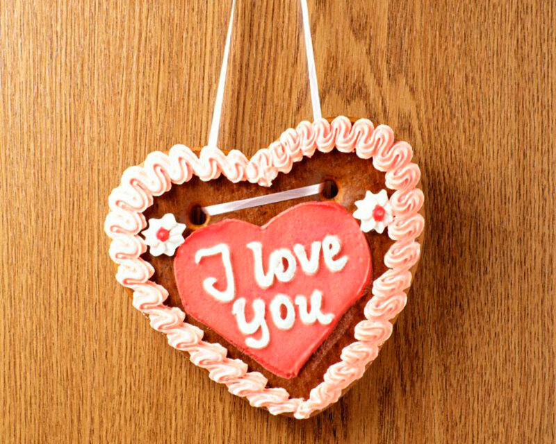 Heart-shaped Gingerbread Cookie — Brown, Sweet