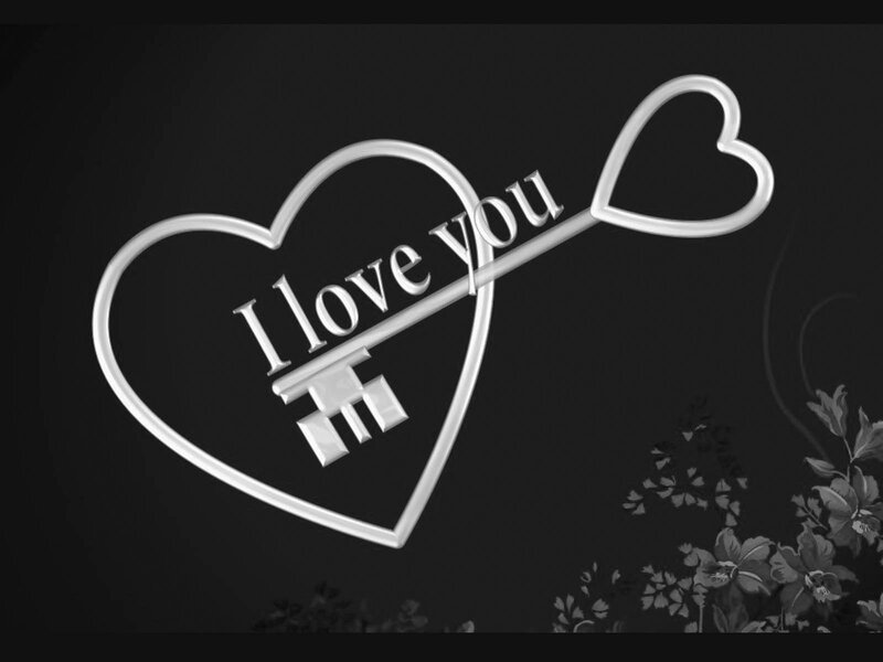 Heart-shaped Key — Black