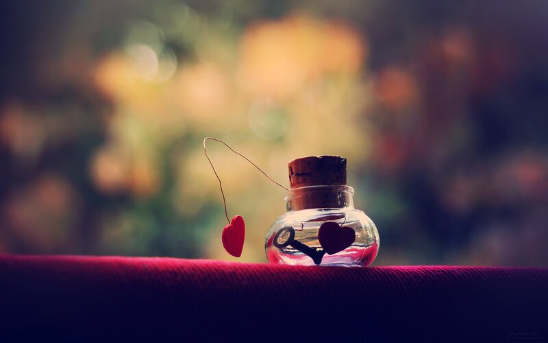 Heart-shaped Key in Bottle — Red