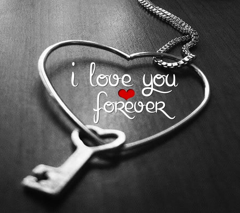 Heart-shaped Key Necklace — Black, Romantic