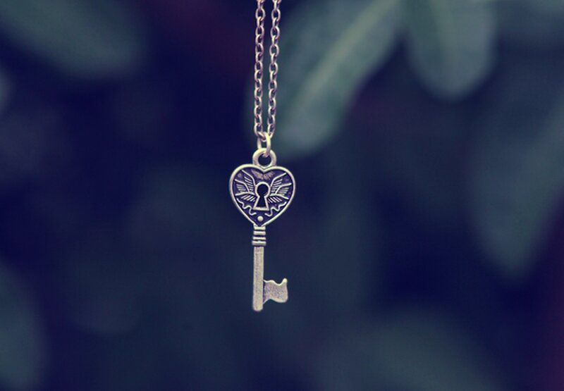 Heart-shaped Key Pendant — Blue, Serene