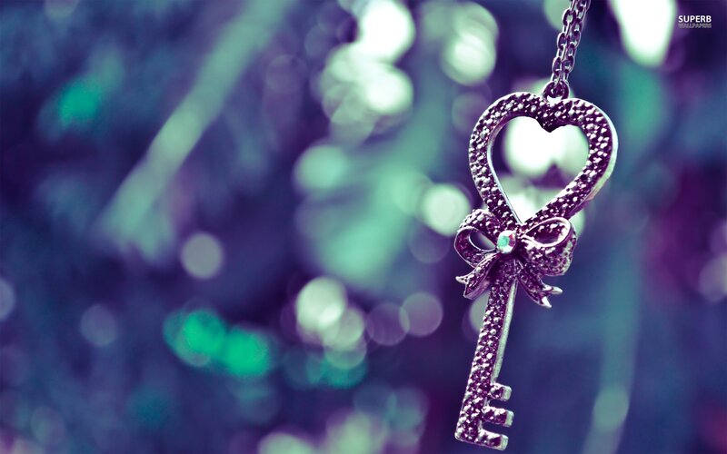 Heart-shaped Key Pendant — Purple, Dreamy, Photograph, Chain