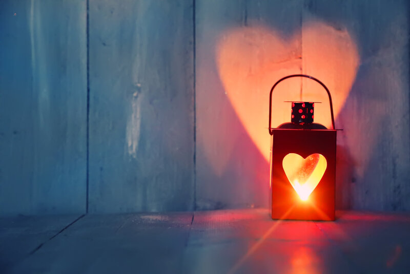 Heart-shaped Lantern — Red, Romantic