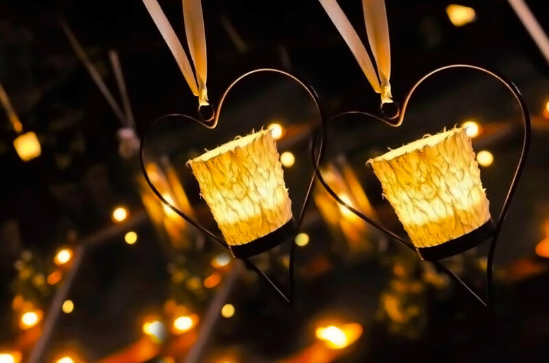 Heart-shaped Lanterns — Black