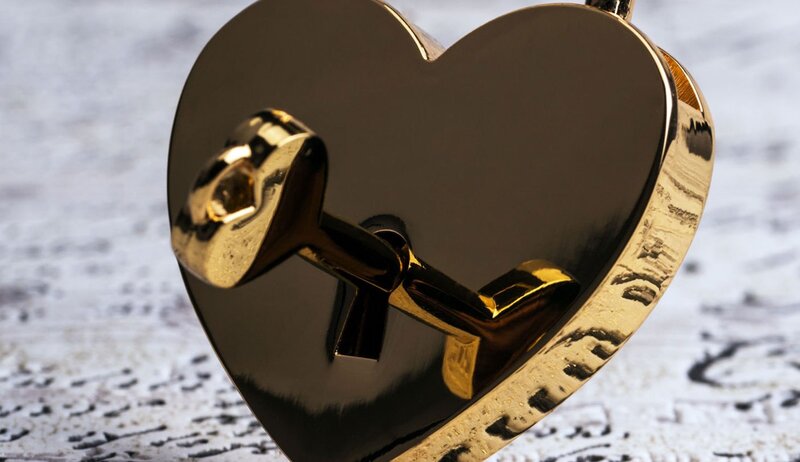 Heart-shaped Lock with Key — Gold
