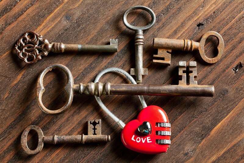 Heart-shaped Lock with Keys — Red