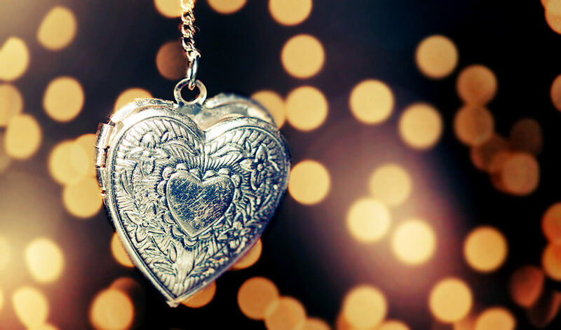 Heart-shaped Locket — Silver