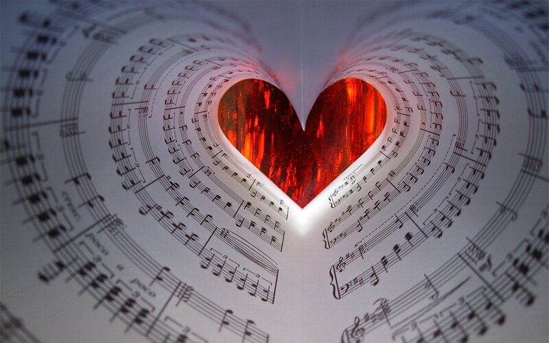 Heart-shaped Music Sheet — White