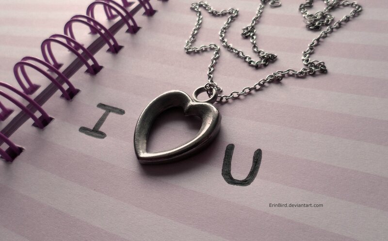 Heart-shaped Necklace — Pink