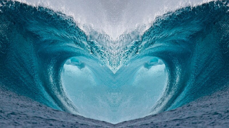 Heart-shaped Ocean Wave — Blue