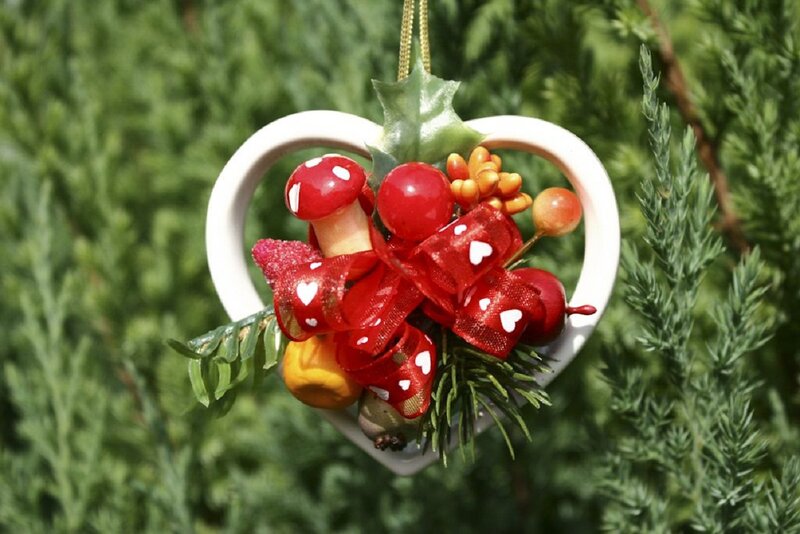Heart-shaped Ornament — Red, Festive, Autumn