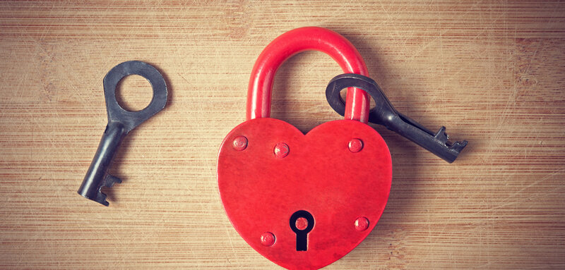 Heart-shaped Padlock — Red, Calm