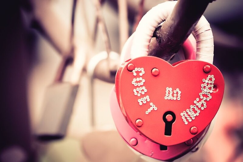 Heart-shaped Padlock — Red, Romantic, Photograph, Keyhole