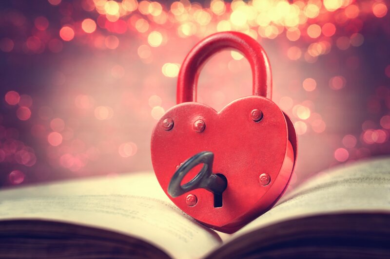 Heart-shaped Padlock — Red, Romantic, Photograph