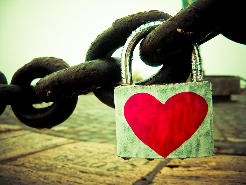 Heart-shaped Padlock — Red, Romantic