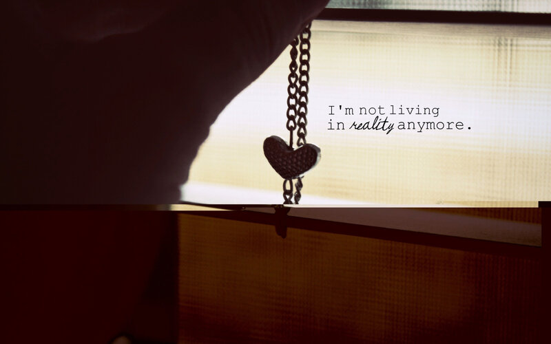 Heart-shaped Pendant — Brown, Melancholic
