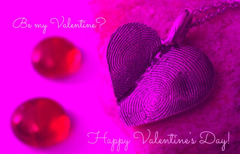 Heart-shaped Pendant — Magenta