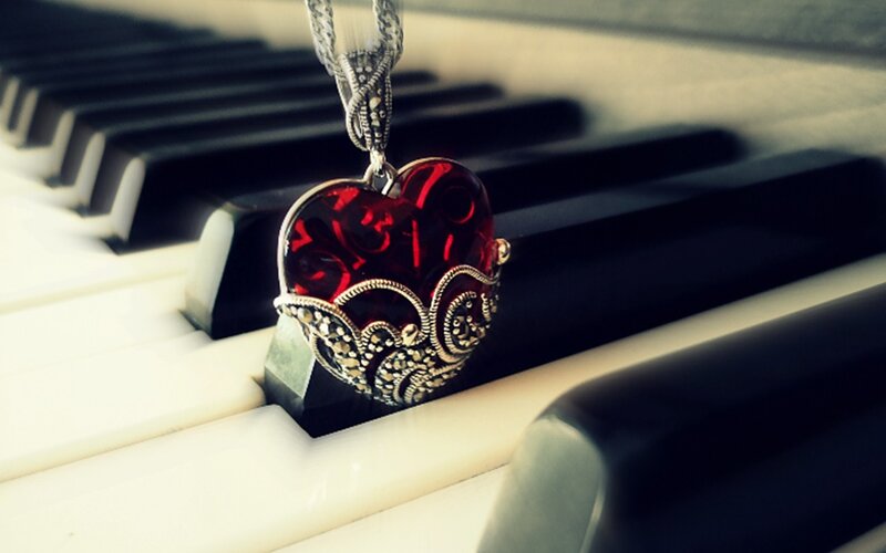 Heart-shaped Pendant — Red