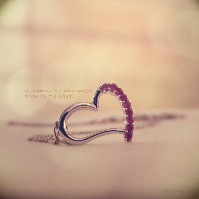 Heart-shaped Pendant — Silver, Sentimental