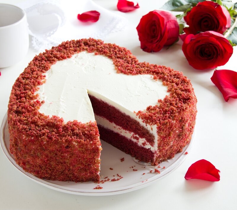 Heart-shaped Red Velvet Cake — Romantic