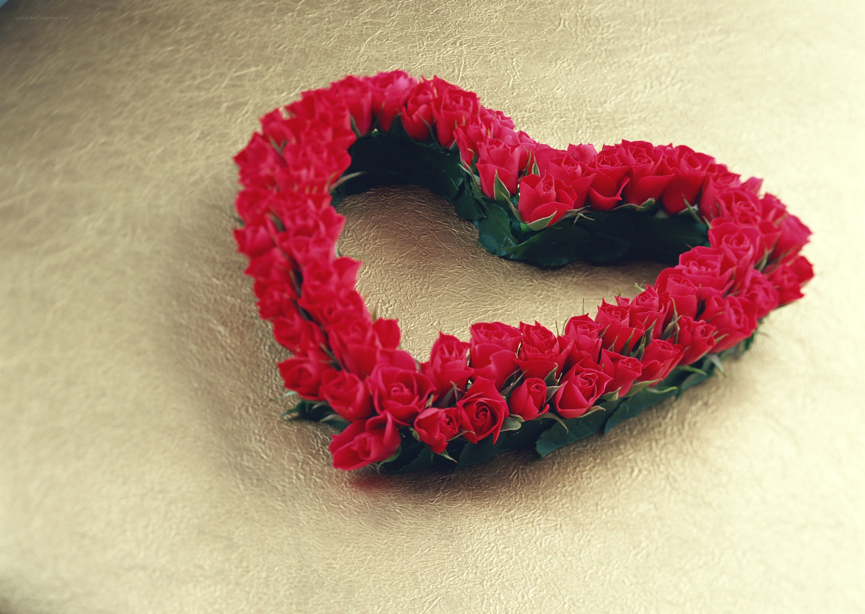 heart-shaped rose arrangement
