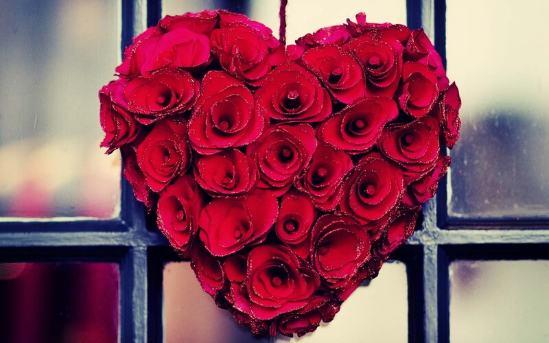 heart-shaped rose arrangement