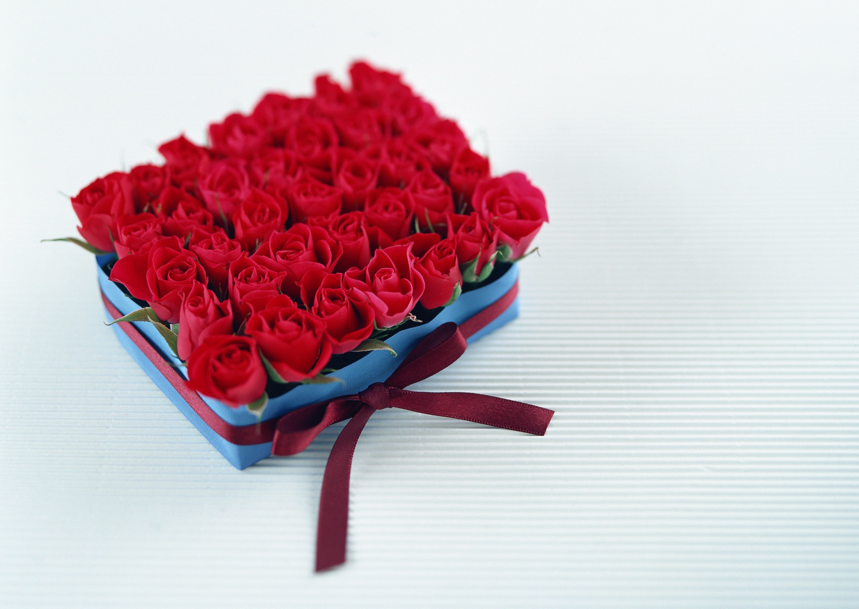 Heart-shaped rose bouquet