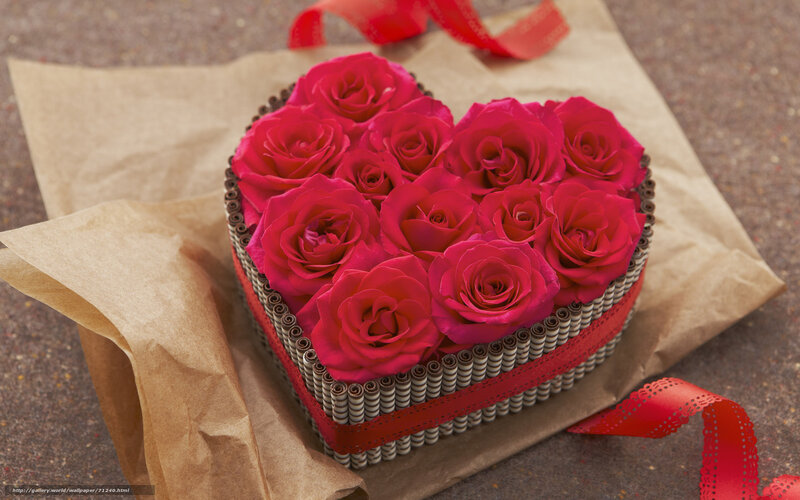 Heart-shaped Rose Box — Red, Romantic, Photograph, Roses, Brown Paper