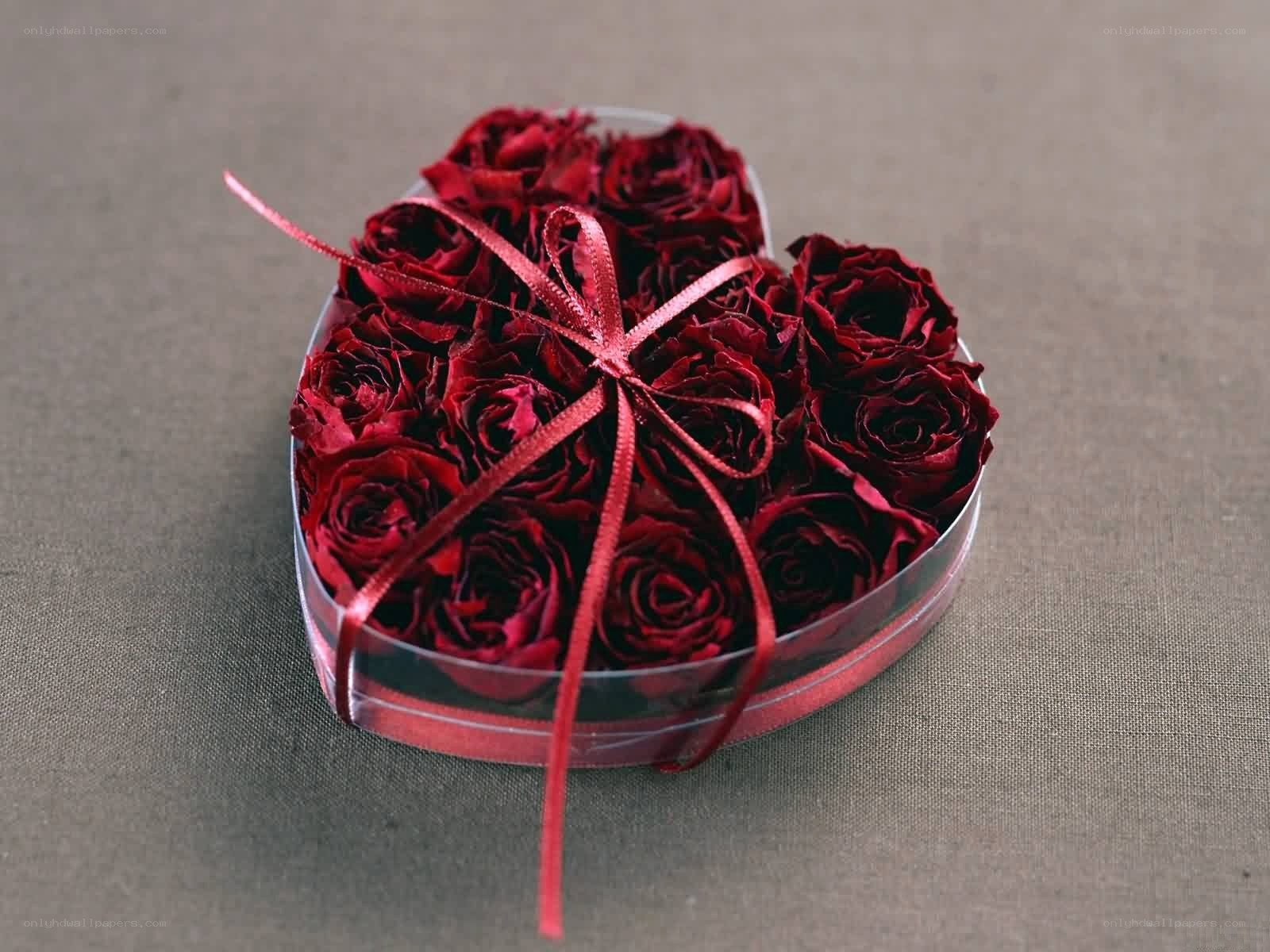 heart-shaped rose box