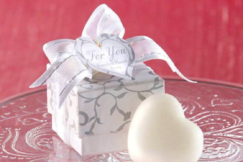 Heart-shaped Soap Gift — White