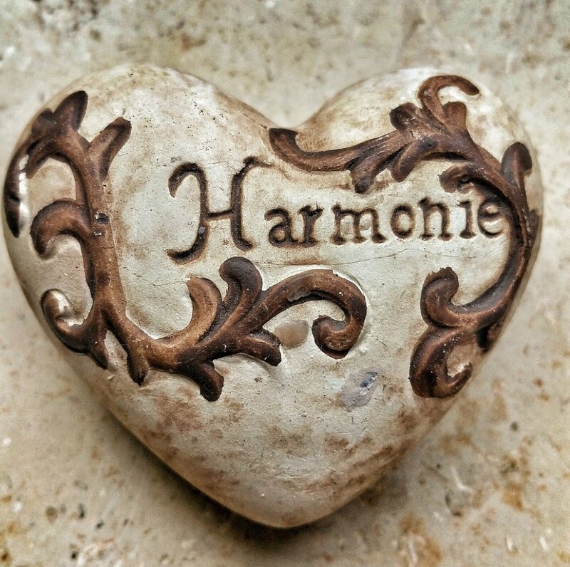 Heart-shaped Stone — Beige, Calm